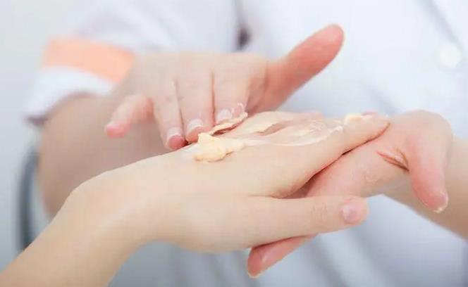 美容院做手部護(hù)理的話術(shù)