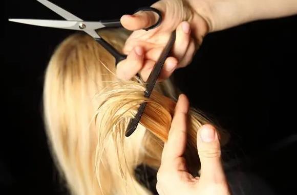 美容美發(fā)拓客卡怎么賣，用什么項目比較好