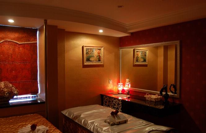 美容院裝修風(fēng)格簡單大氣省錢100平