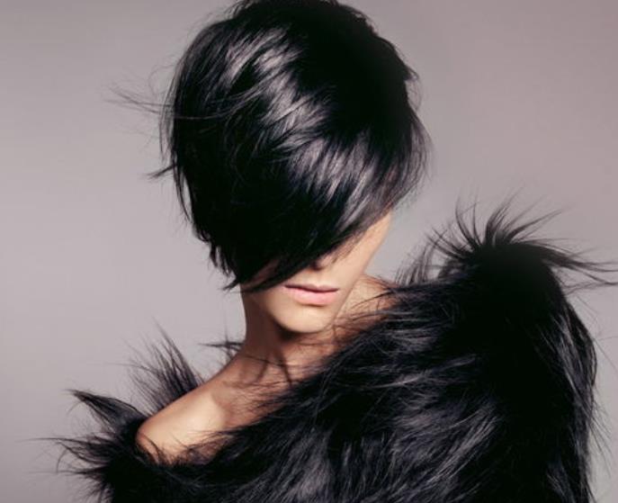 三、不敢燙染了，報(bào)紙上說(shuō)會(huì)得癌癥