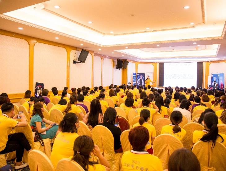 尚你美萬(wàn)客魔方拓客系統(tǒng)怎么樣