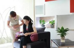 顧客投訴美容院哪種情況合理，美容師怎么處理