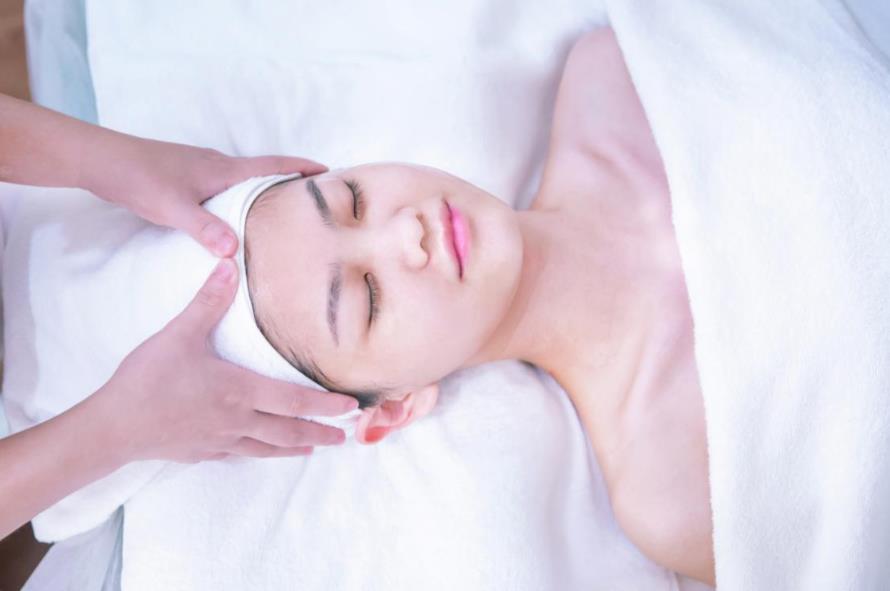 碰到這種顧客想體驗又覺得貴，又不開卡應(yīng)該怎么辦呢