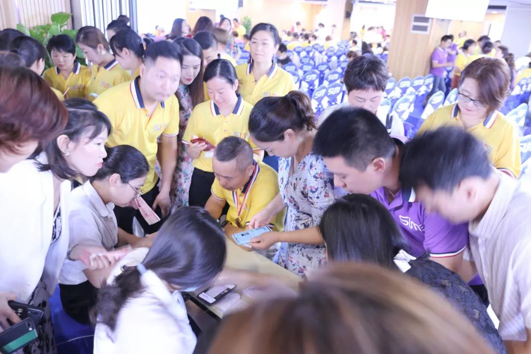 媄滴客多寶系統(tǒng)一經(jīng)發(fā)布，轟動全場，簽單不斷