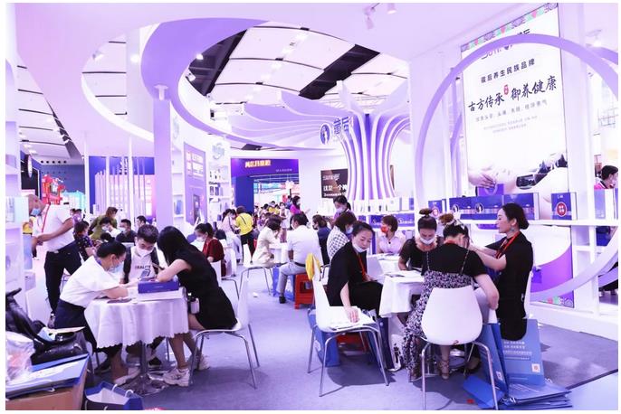 尚你美CEO羅家勁先生、尚你美聯(lián)合創(chuàng)始人林碧玉女士全場(chǎng)賦能