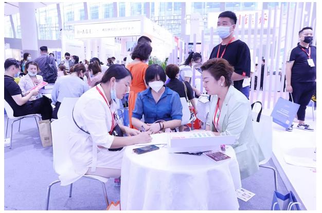 羽茜膚*膚肽專(zhuān)區(qū)態(tài)勢(shì)火爆不斷