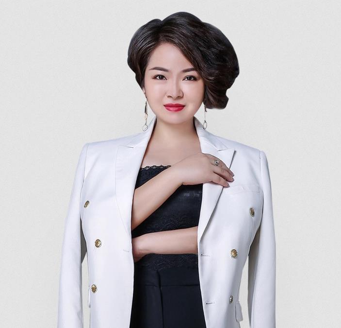 袁琴（尚你美鉆石總裁、羽茜膚品牌副總經(jīng)理）